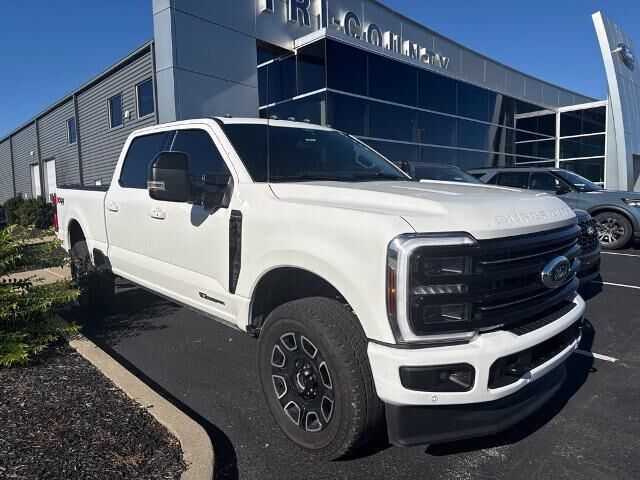 2025 Ford F-250 Super Duty Platinum
