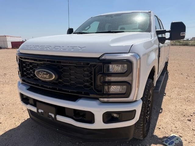2025 Ford F-250 Super Duty XLT — photo 1 of 26