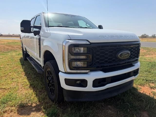 2025 Ford F-250 Super Duty XLT — photo 1 of 26