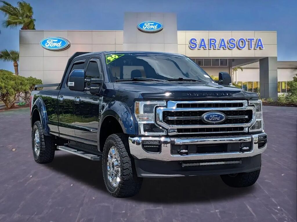 2020 Ford F-250 Super Duty Lariat — photo 1 of 26
