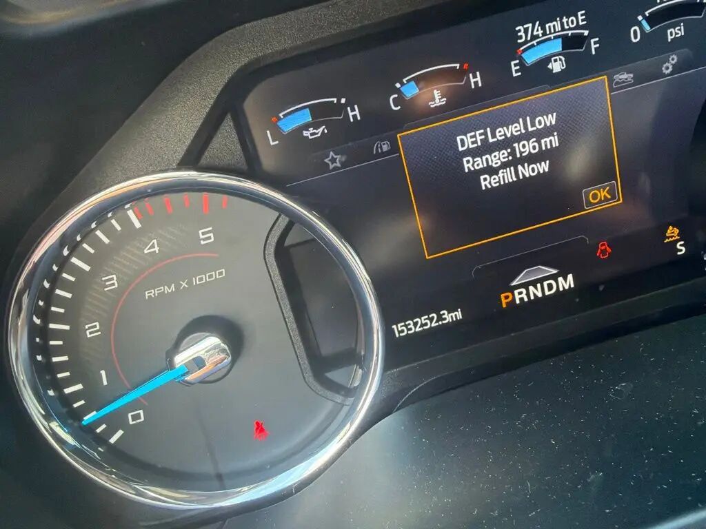2021 Ford F-250 Super Duty Lariat — photo 1 of 7