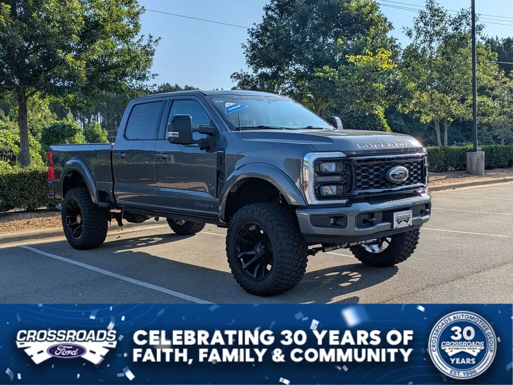 2025 Ford F-250 Super Duty King Ranch — photo 1 of 13