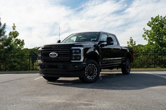 2026 Ford F-250 Super Duty Platinum — photo 1 of 26