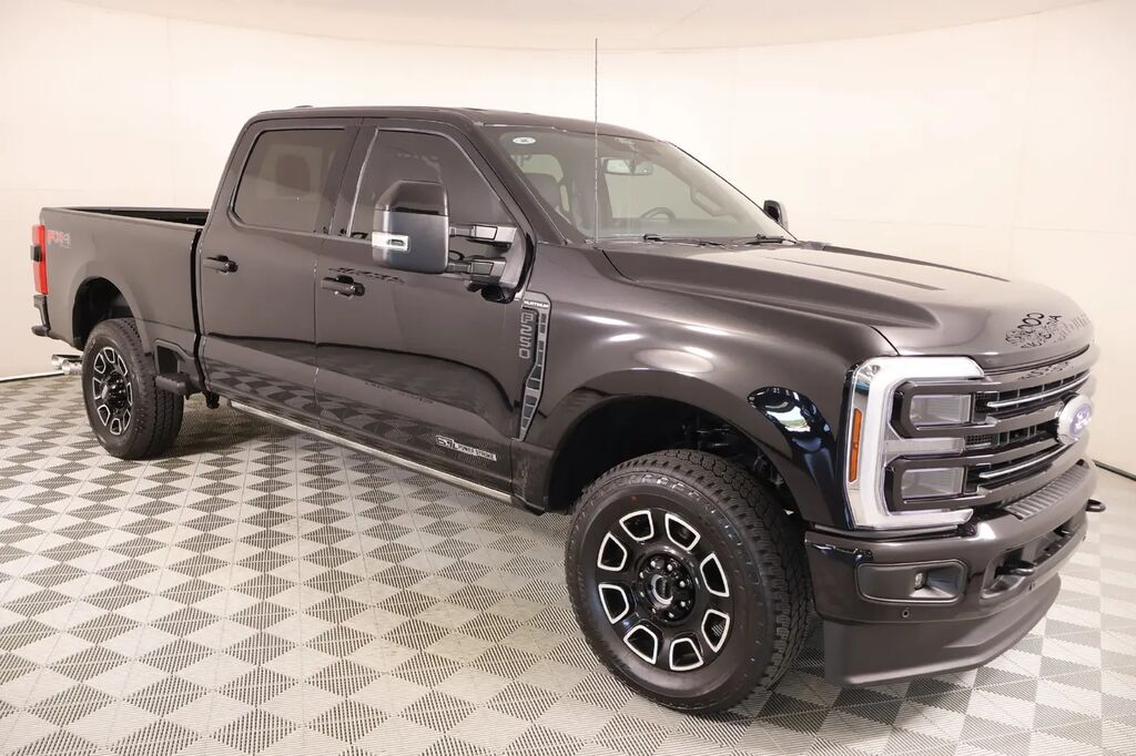 2026 Ford F-250 Super Duty Platinum — photo 1 of 13