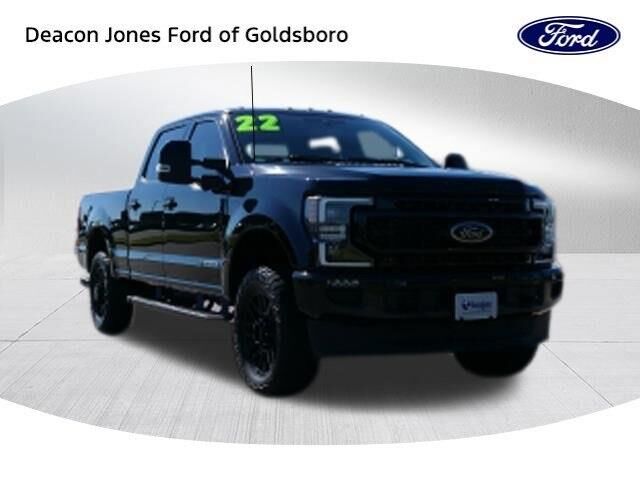 2022 Ford F-250 Super Duty Lariat — photo 1 of 13