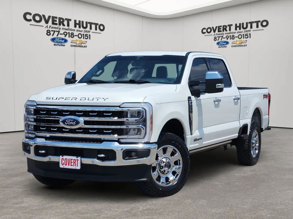 2023 Ford F-250 Super Duty Lariat — photo 1 of 17