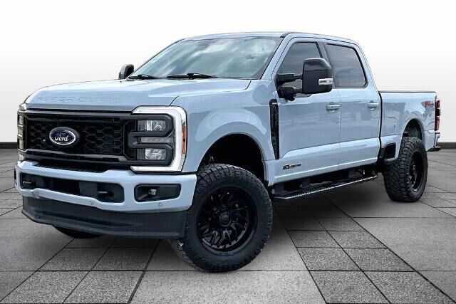 2024 Ford F-250 Super Duty Lariat — photo 1 of 26