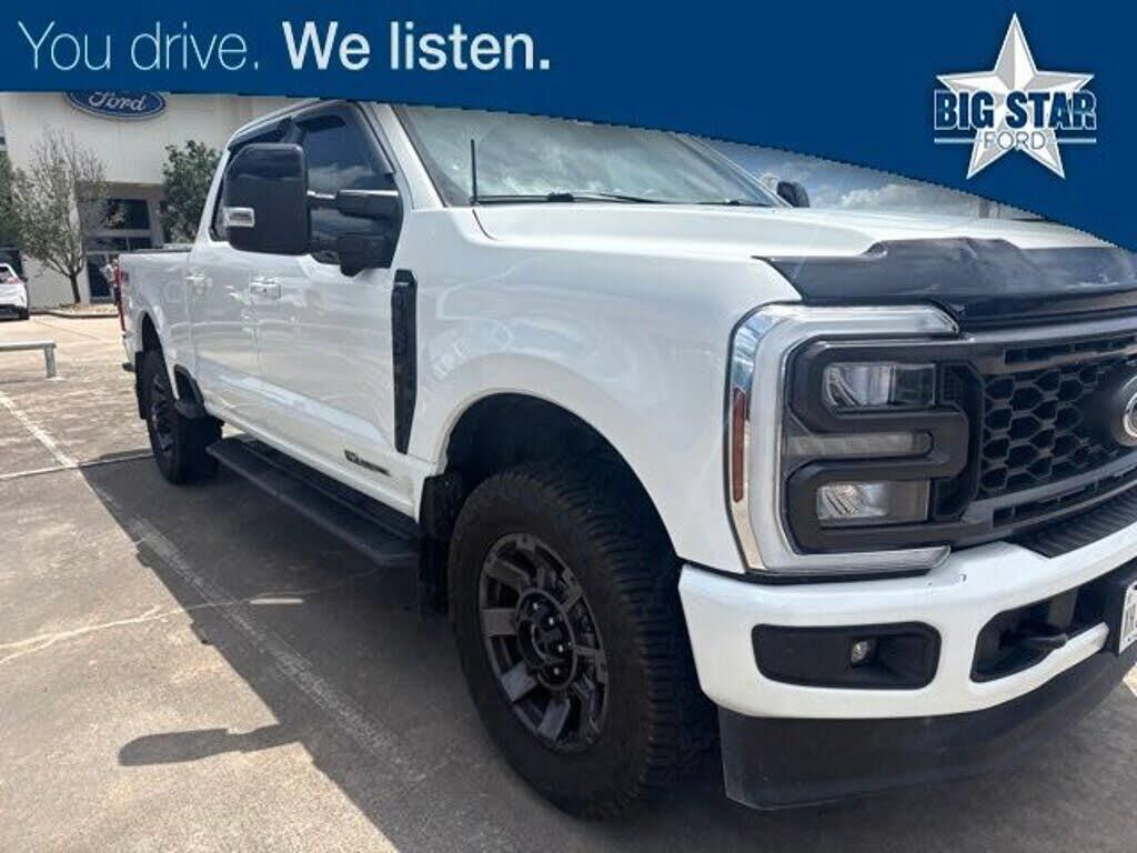 2024 Ford F-250 Super Duty Lariat — photo 1 of 14
