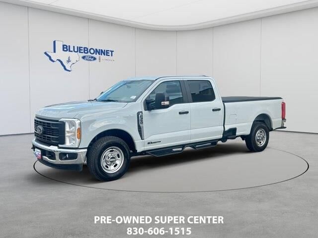 2026 Ford F-350 Super Duty Lariat