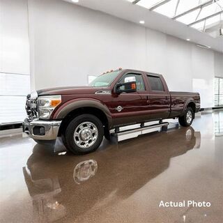 2016 Ford F-350 Super Duty Lariat — photo 1 of 10