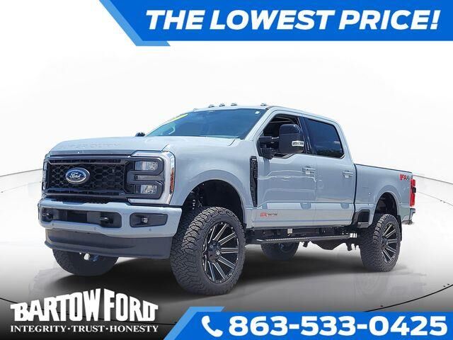 2024 Ford F-350 Super Duty Lariat — photo 1 of 13