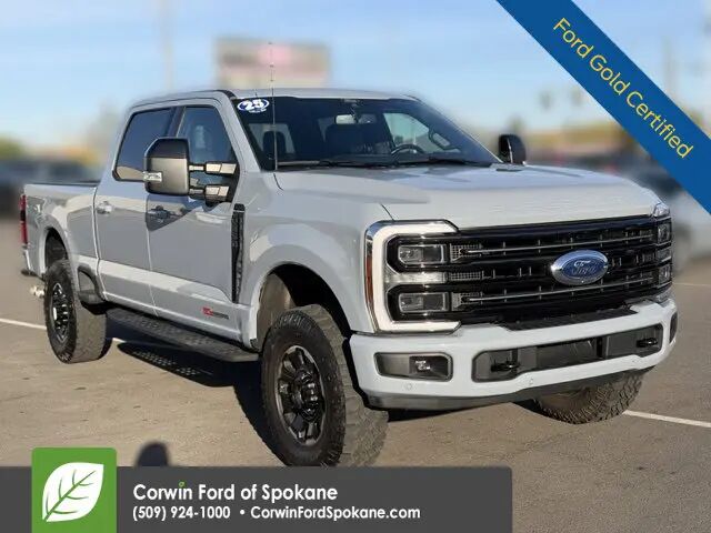2025 Ford F-350 Super Duty Platinum