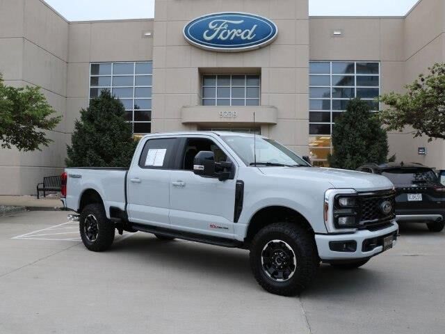 2026 Ford F-350 Super Duty Lariat