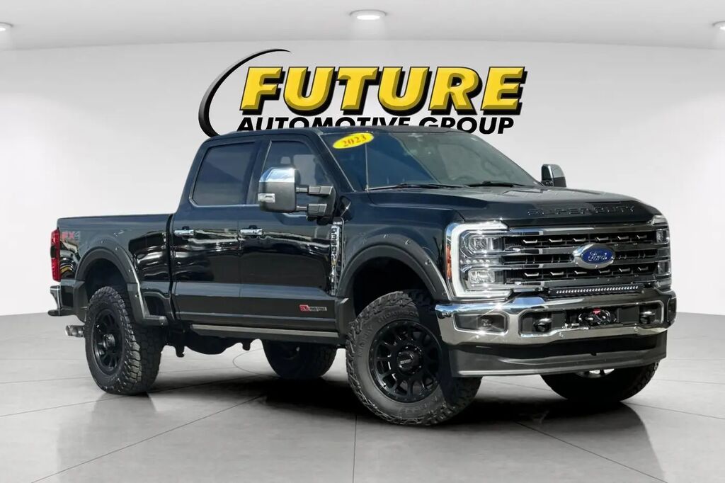 2023 Ford F-350 Super Duty King Ranch — photo 1 of 34