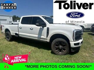 2025 Ford F-350 Super Duty Platinum — photo 1 of 37