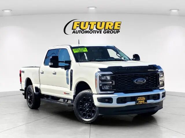 2025 Ford F-350 Super Duty Lariat