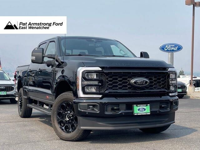 2026 Ford F-350 Super Duty Lariat — photo 1 of 13
