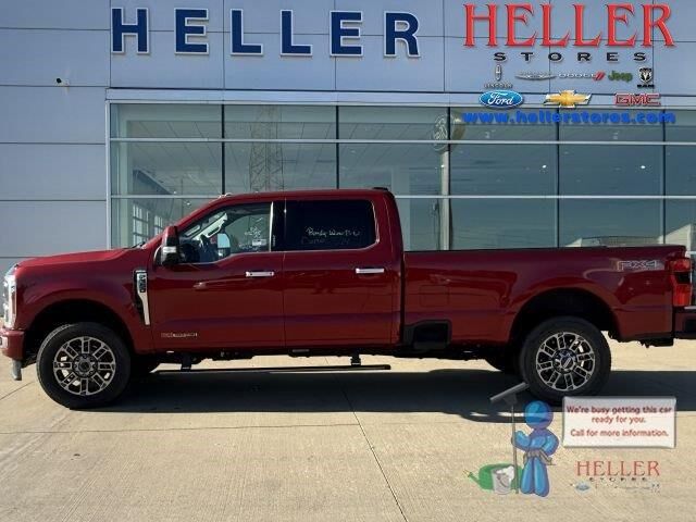 2023 Ford F-350 Super Duty Limited — photo 1 of 2