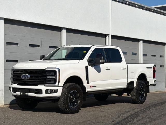 2025 Ford F-350 Super Duty Platinum