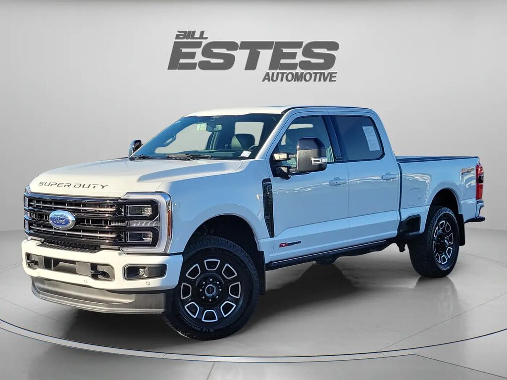 2026 Ford F-350 Super Duty Platinum — photo 1 of 13