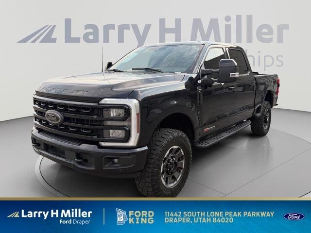 2024 Ford F-350 Super Duty Lariat — photo 1 of 39