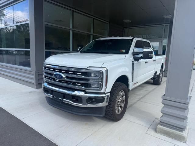 2025 Ford F-350 Super Duty Lariat