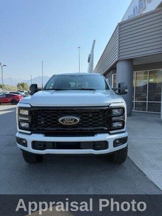 2026 Ford F-350 Super Duty Lariat — photo 1 of 39