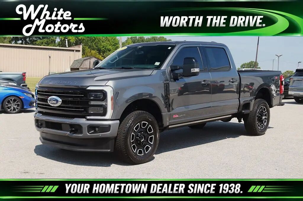 2025 Ford F-350 Super Duty Platinum — photo 1 of 13