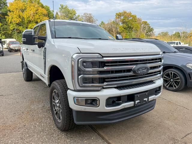 2025 Ford F-350 Super Duty Platinum