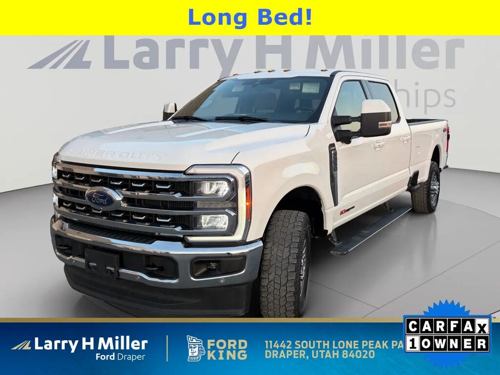2023 Ford F-350 Super Duty Lariat — photo 1 of 41
