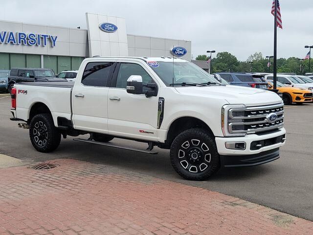 2024 Ford F-350 Super Duty Platinum — photo 1 of 13