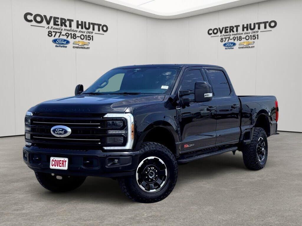 2026 Ford F-350 Super Duty Platinum — photo 1 of 14