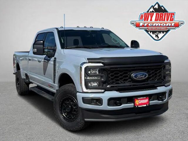 2024 Ford F-350 Super Duty Lariat