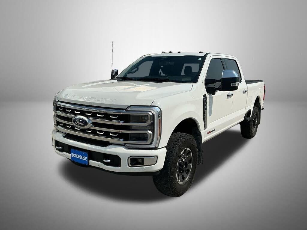 2024 Ford F-350 Super Duty Platinum — photo 1 of 1