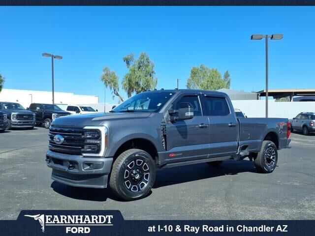 2025 Ford F-350 Super Duty Platinum