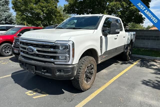 2025 Ford F-350 Super Duty King Ranch — photo 1 of 26