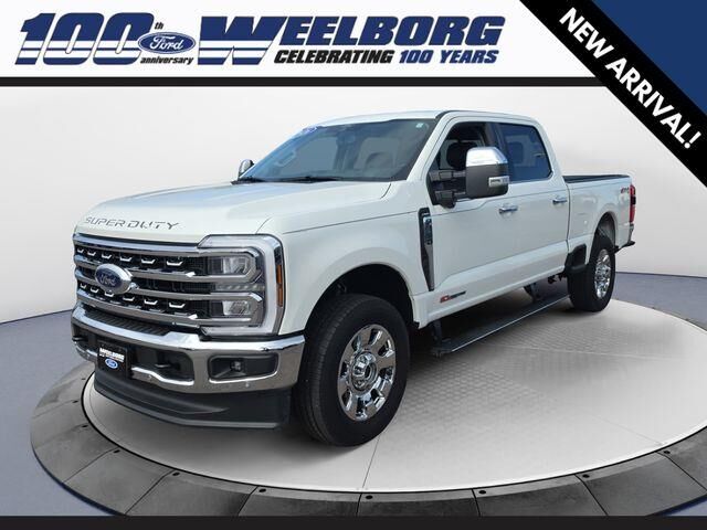 2026 Ford F-350 Super Duty Lariat — photo 1 of 13