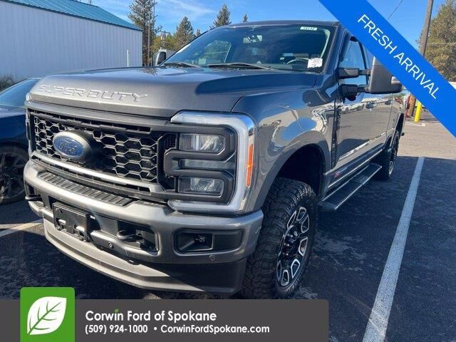 2023 Ford F-350 Super Duty Lariat