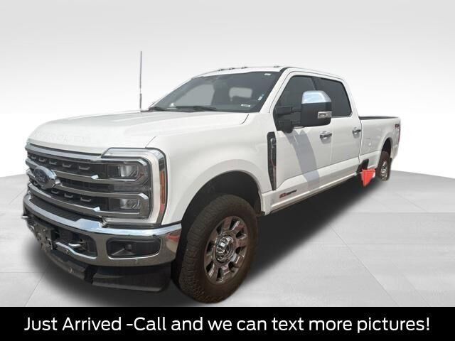 2023 Ford F-350 Super Duty King Ranch — photo 1 of 12