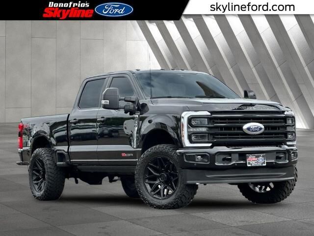 2026 Ford F-350 Super Duty Platinum — photo 1 of 39