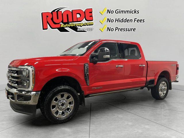 2023 Ford Super Duty F-350 SRW LARIAT