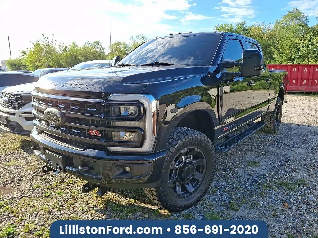 2024 Ford F-350 Super Duty Lariat — photo 1 of 13