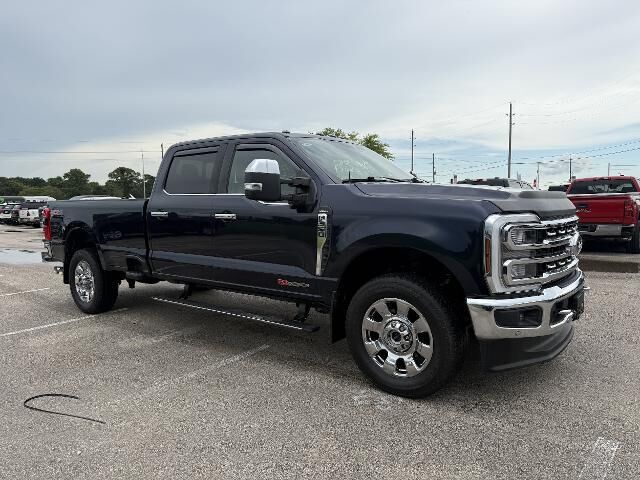 2024 Ford F-350 Super Duty Lariat
