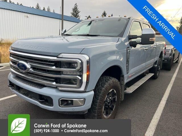 2025 Ford F-350 Super Duty Platinum