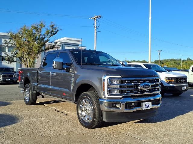 2026 Ford F-350 Super Duty Lariat