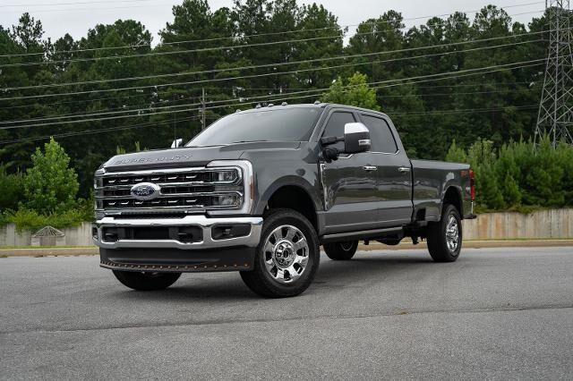 2026 Ford F-350 Super Duty Lariat — photo 1 of 26