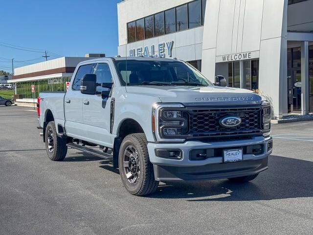 2024 Ford F-350 Super Duty Lariat