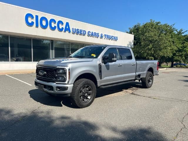 2024 Ford F-350 Super Duty XLT — photo 1 of 26