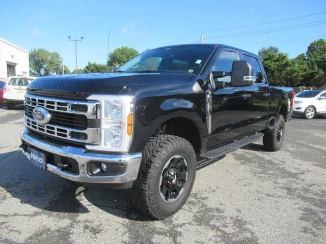 2025 Ford F-350 Super Duty XLT