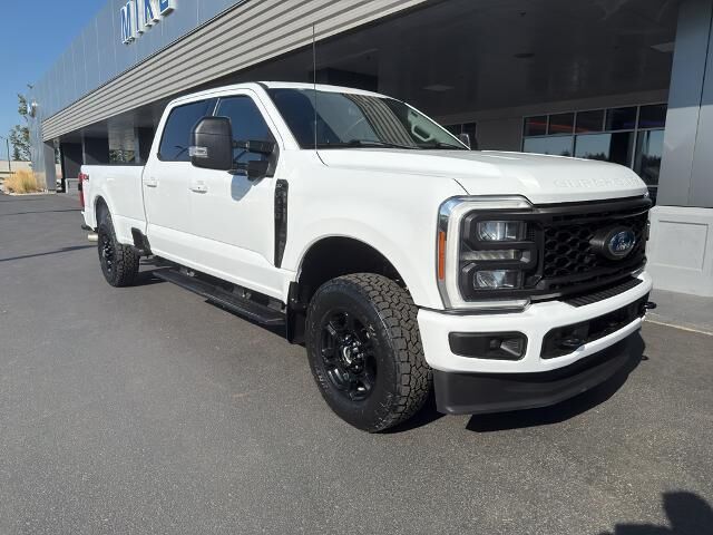 2023 Ford F-350 Super Duty XLT — photo 1 of 13